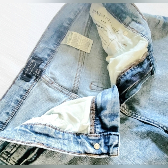 Banana Republic Womens Jeans 28 | 6 Light Wash Stretch High Rise Straight - Picture 3 of 3
